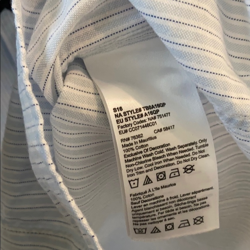 DONATING 7/12 - NWT Timberland Button Down - Picture 4 of 4